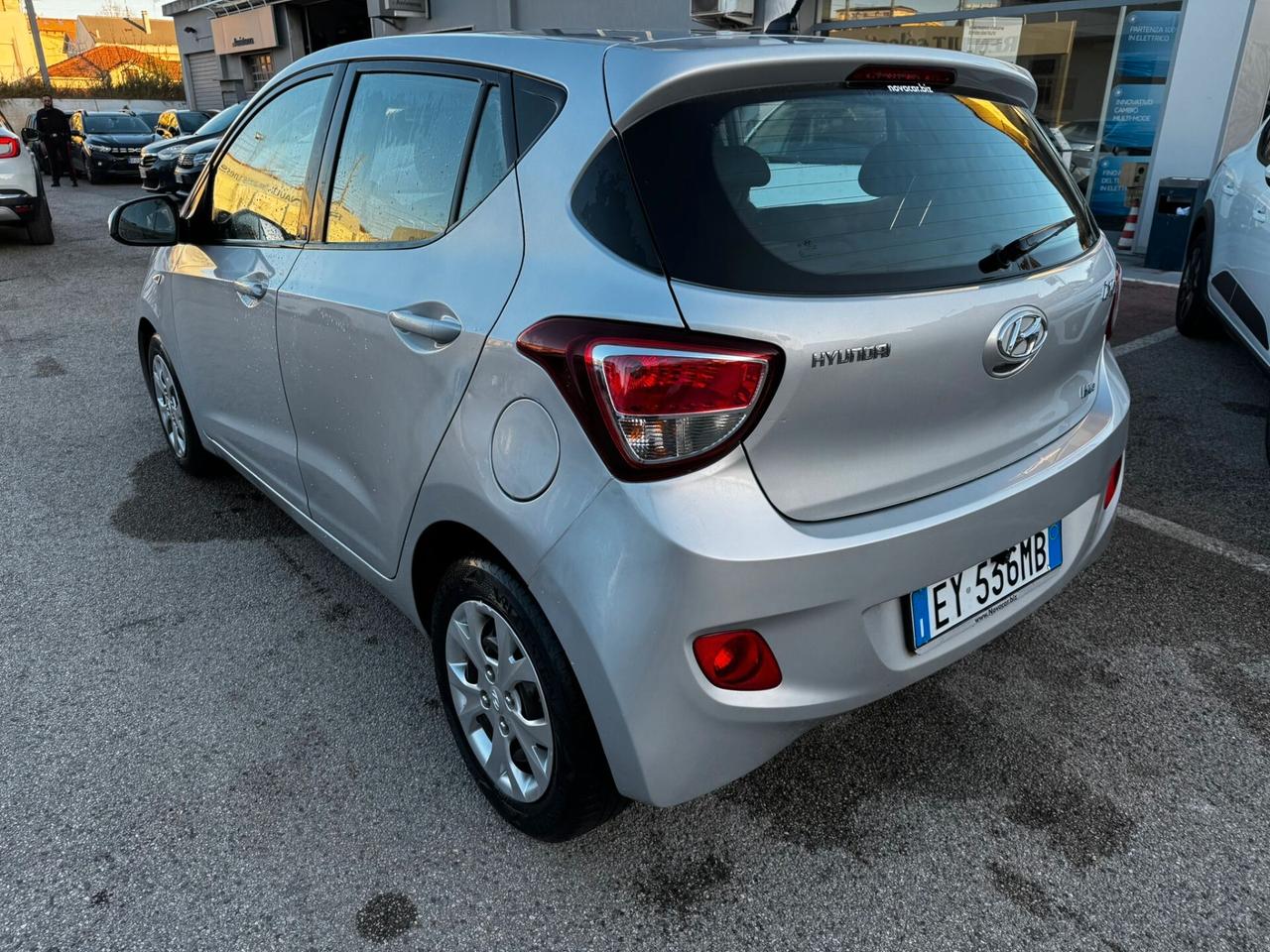 HYUNDAI i10 1,0 GPL 70 CV LOGIN 5P