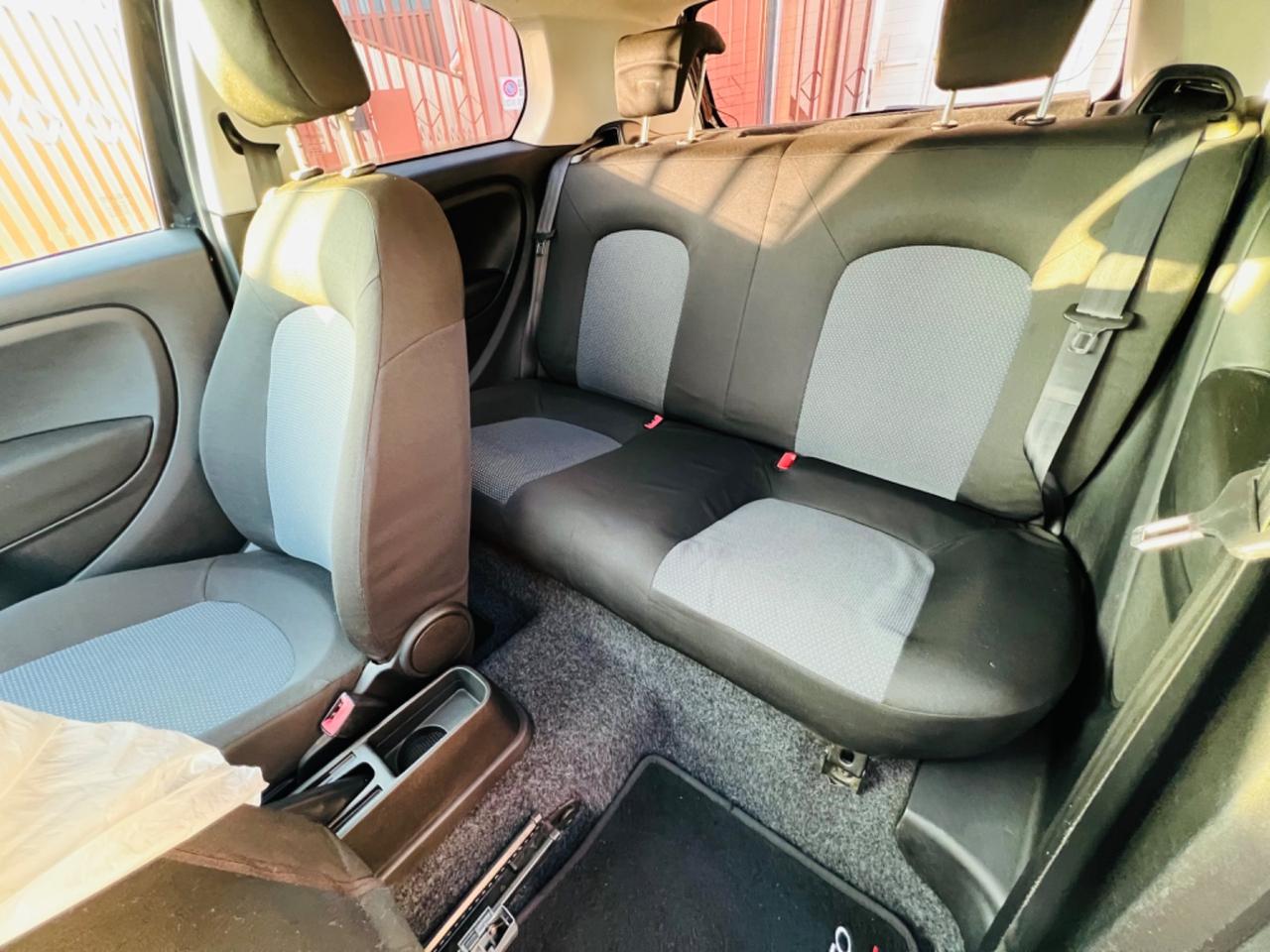 Fiat Grande Punto CON GARANZIA 12 MESI COMPRESA NEL PREZZO