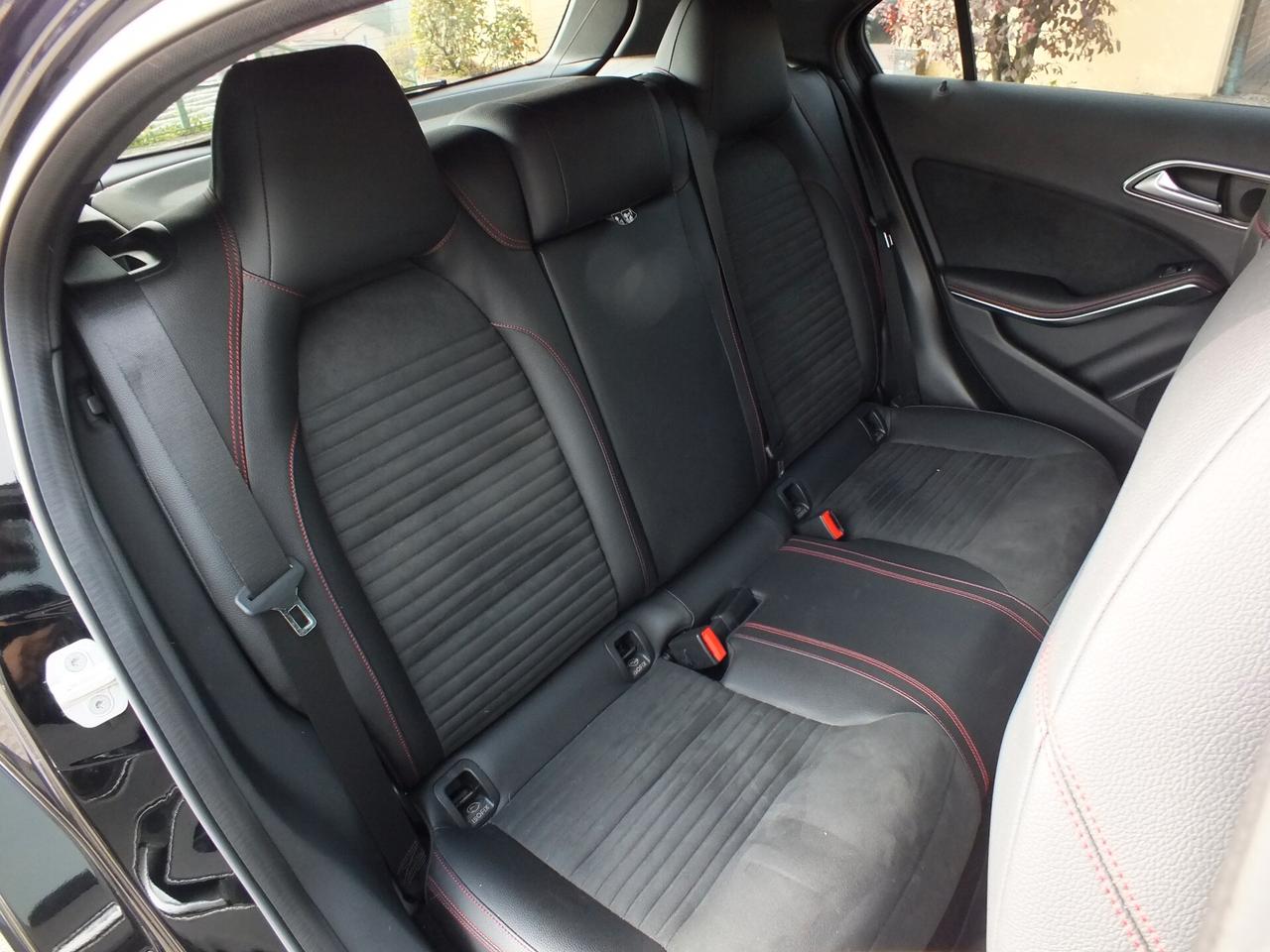 MB-A-180 PREMIUM AMG PACK UNIPROPRIETARIO