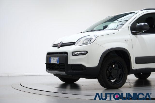 FIAT Panda 0.9 TWINAIR TURBO S&S 4x4 NEOPATENTATI