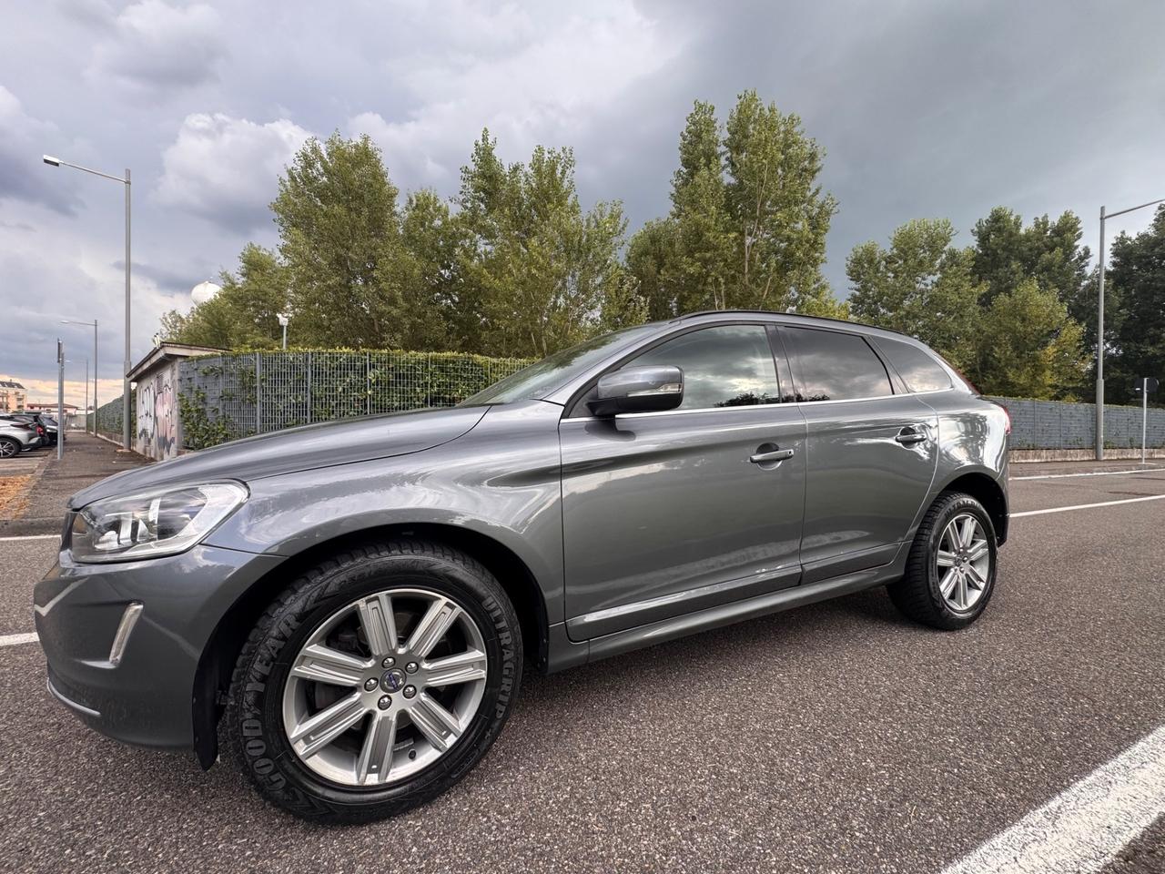 Volvo XC 60 XC60 D4 AWD Geartronic Kinetic