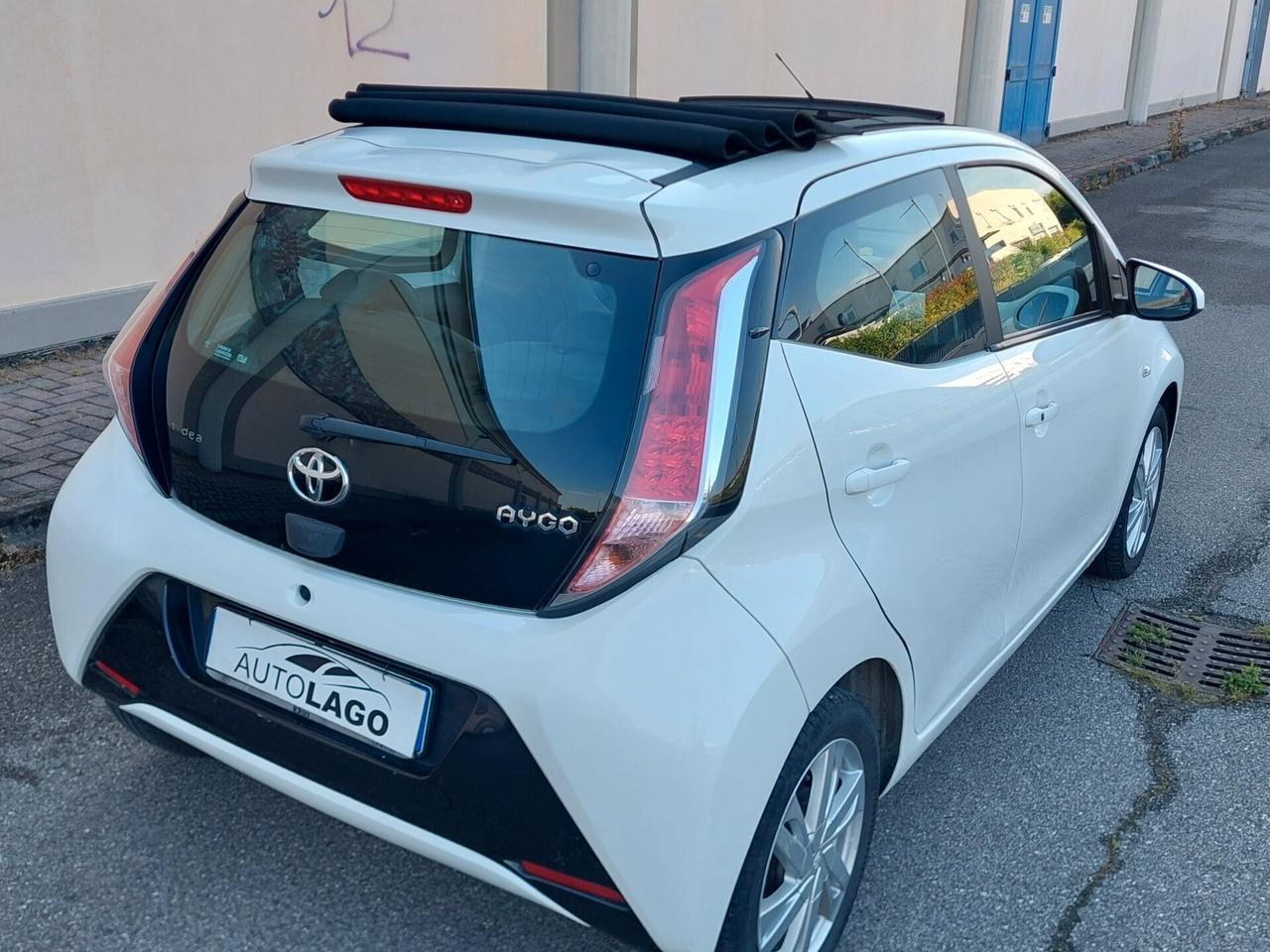 Toyota Aygo 1.0 VVT-i 69 CV Cabrio .NEOPATENTATI..