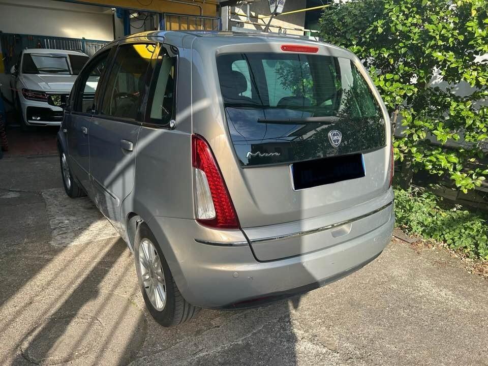 Lancia Musa 1.4 16v