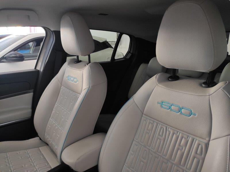 FIAT 600 (2023-->) - 600 Hybrid 110 CV DCT MHEV La Prima