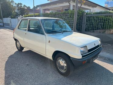 Renault R 5