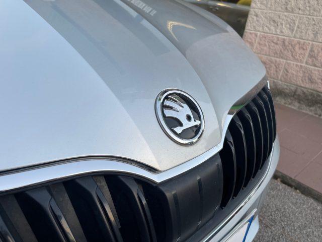 SKODA Octavia SW 1.6 TDI 115CV DSG NAVIGATORE SENSORI PARCHEGGIO