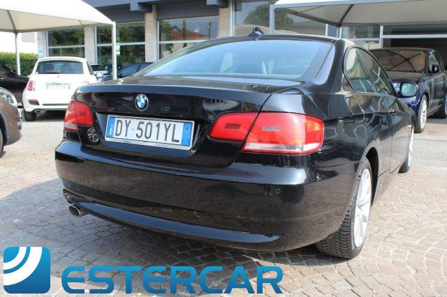 BMW 320 d xDrive Coupé Attiva