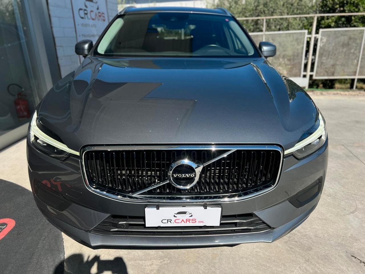 Volvo XC 60 XC60 B4 (d) AWD Geartronic Momentum Pro