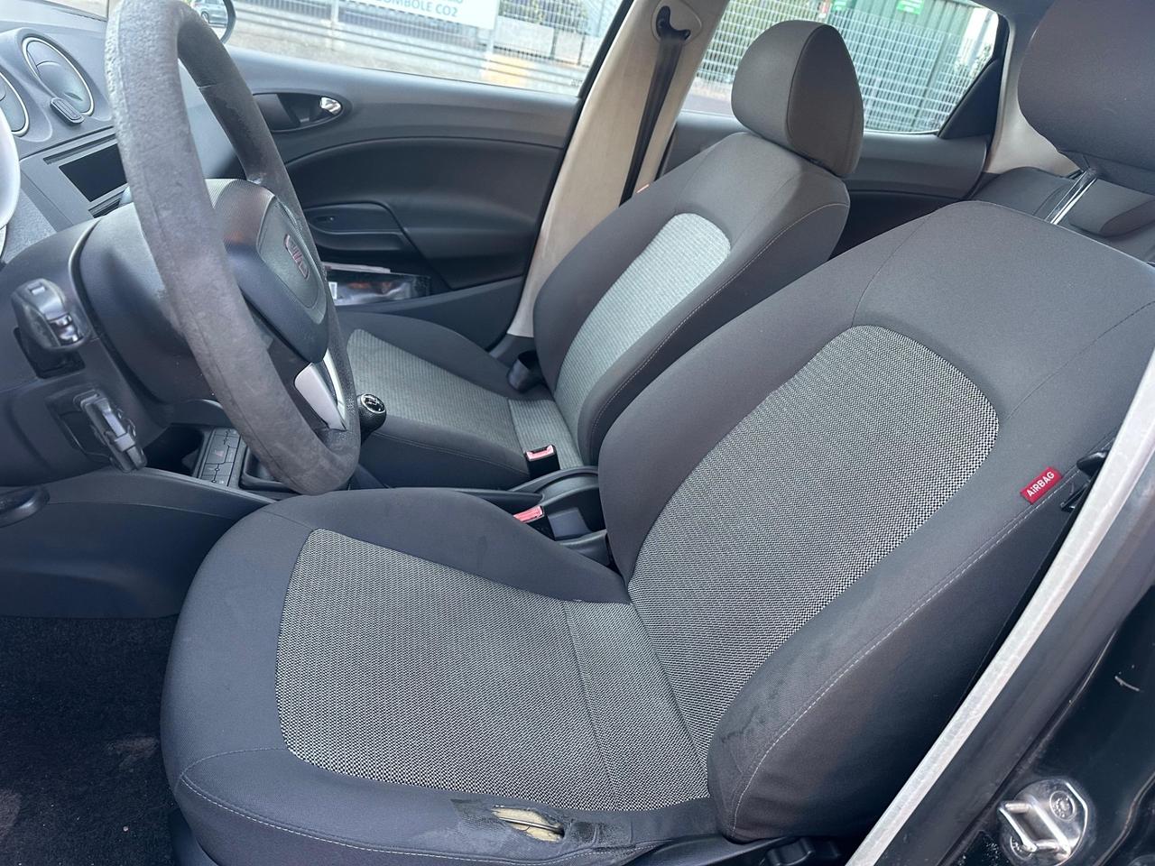 Seat Ibiza 1.4 5p. Reference Dual