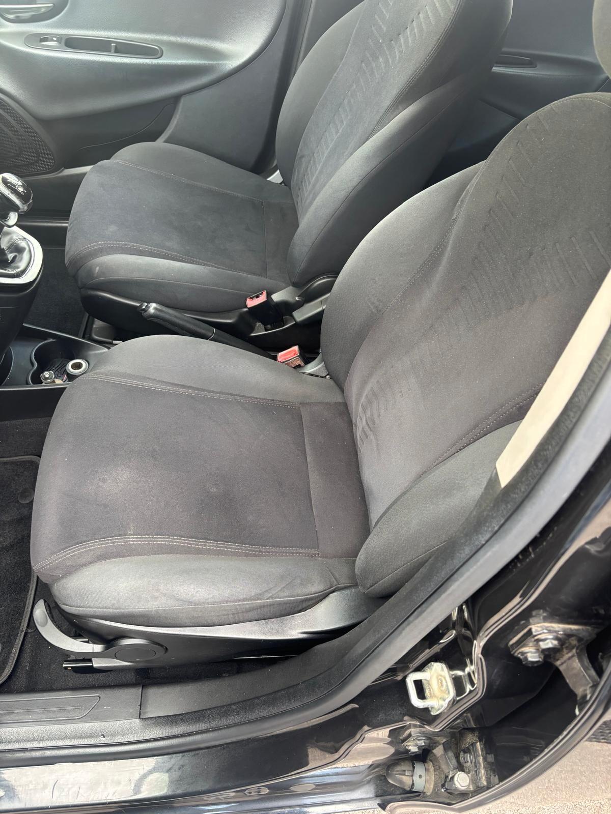Lancia Ypsilon 1.2 69 CV 5 porte GPL Ecochic Gold