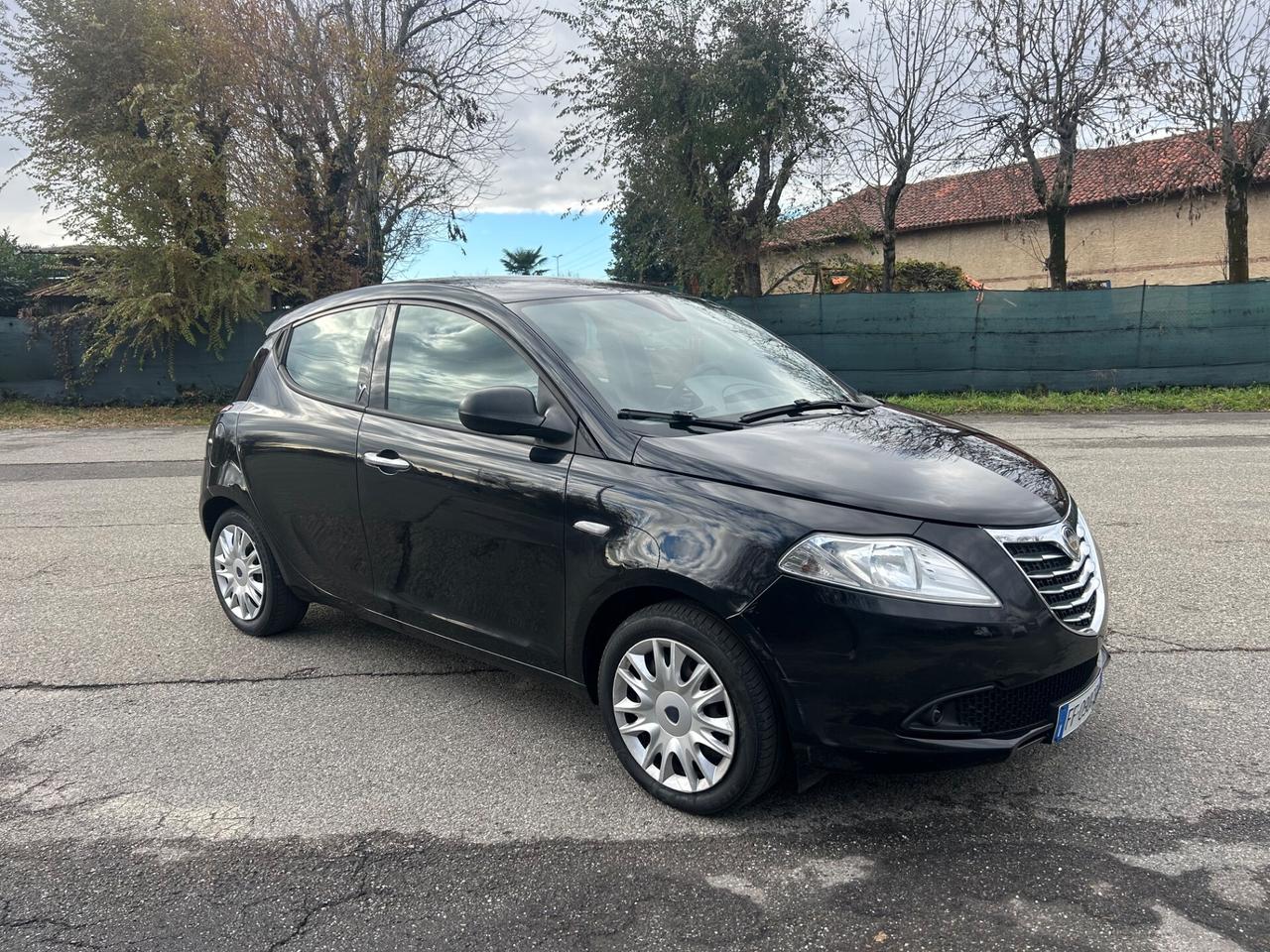 Lancia Ypsilon 1.2 69 CV 5 porte GPL Ecochic Unyca