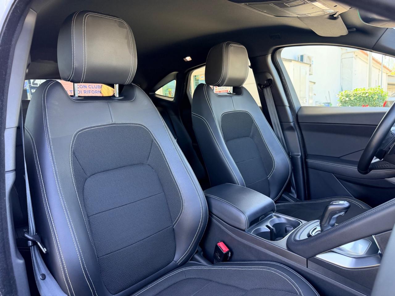 Jaguar E-Pace 2.0D 150 CV AWD aut. R-Dynamic HSE gesso