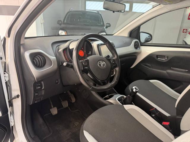 TOYOTA Aygo 1.0 VVT-i 69 CV 5 porte x-play