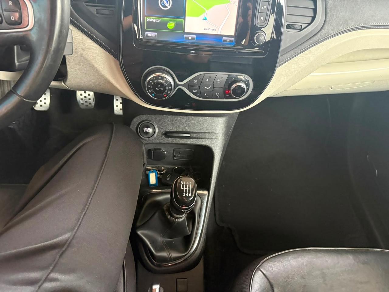 Renault Captur dCi 8V 110 CV Start&Stop Energy Initiale Paris