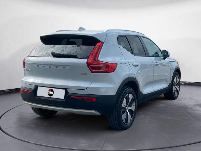 VOLVO XC40 2.0 d3 MoMenT. AuTo