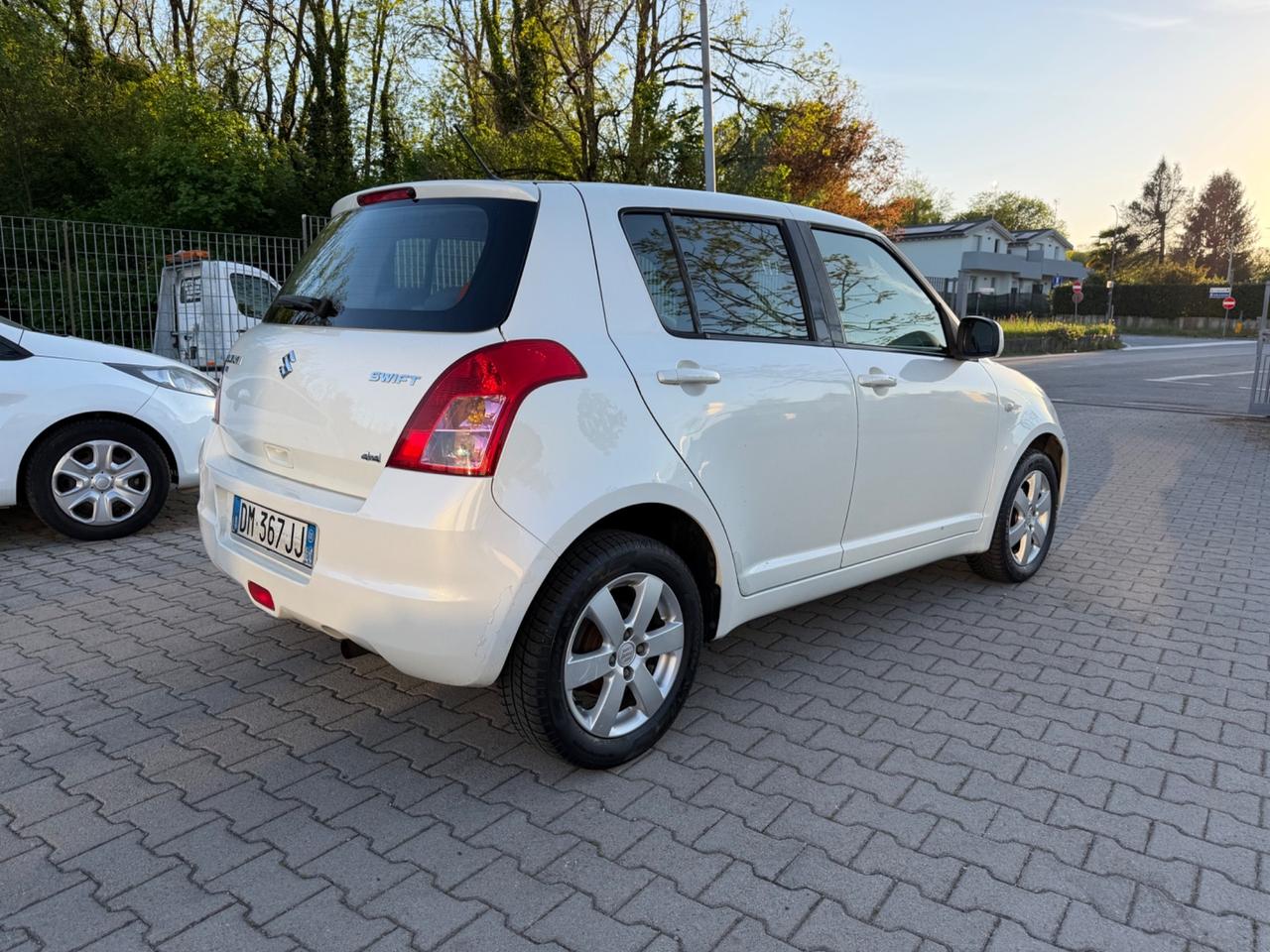 Suzuki Swift 1.3 4x4 5p. GL