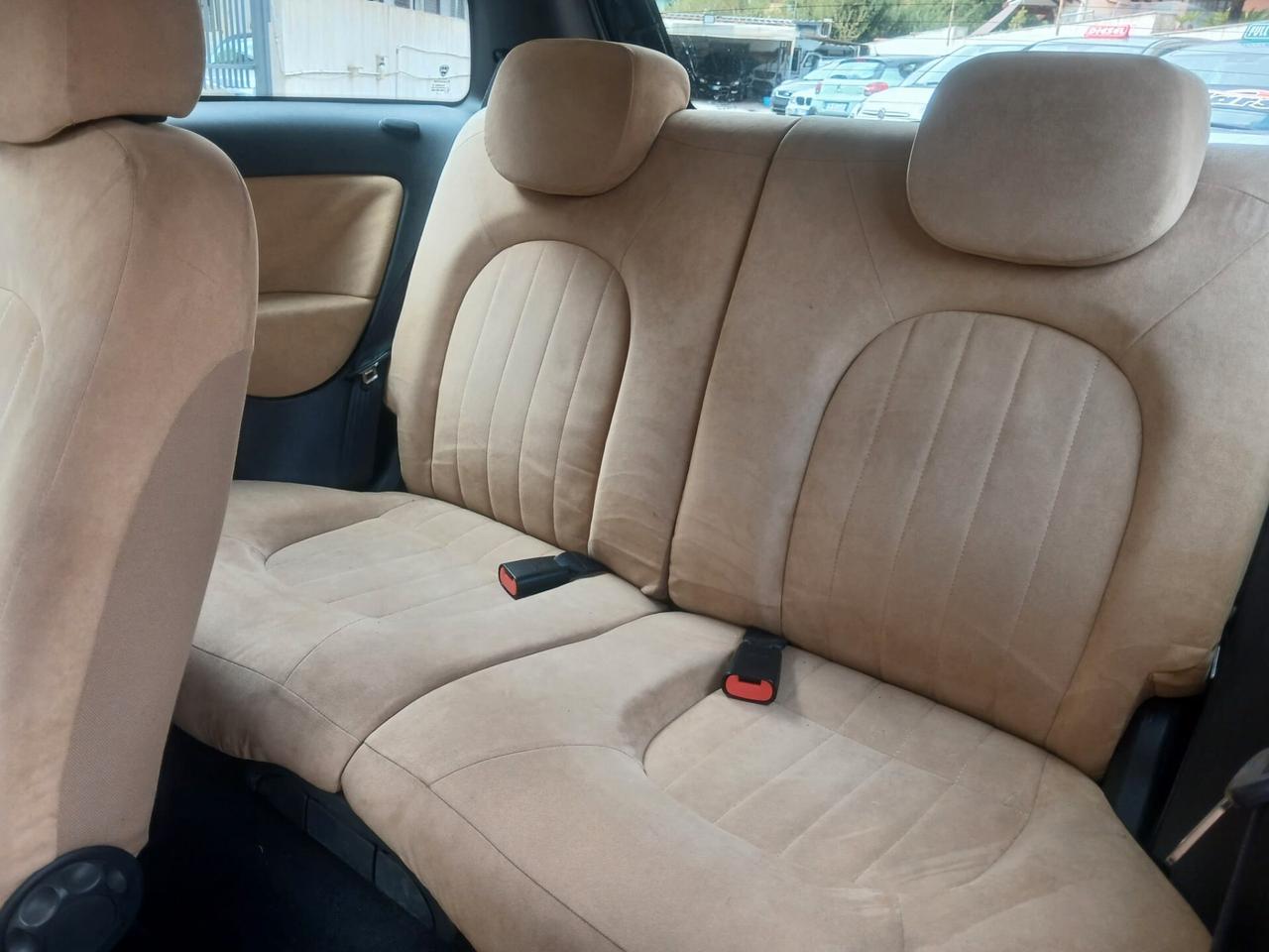 Lancia Ypsilon 1,4 GPL ECOCHIC Provenienza Nord Italia