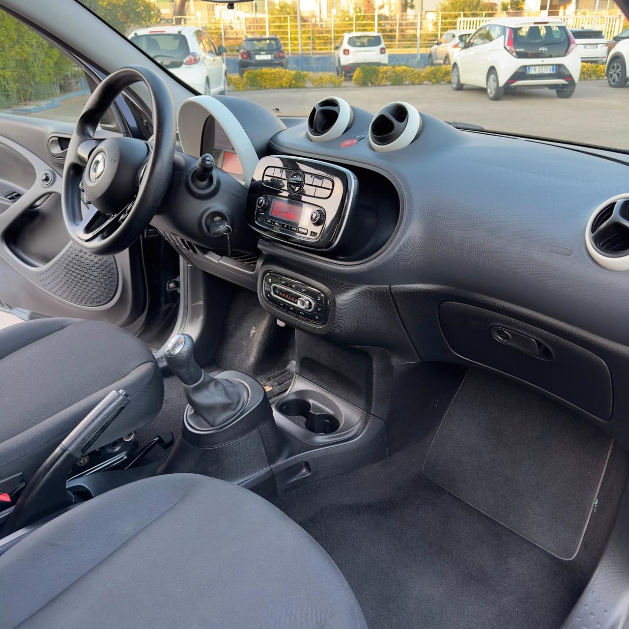 Smart ForFour Youngster