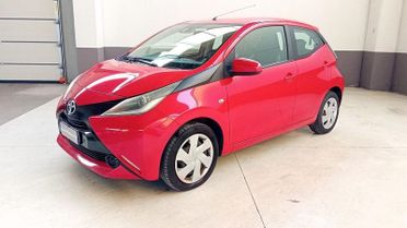 Toyota Aygo 1.0 VVT-i 69 CV 5 porte x-cool