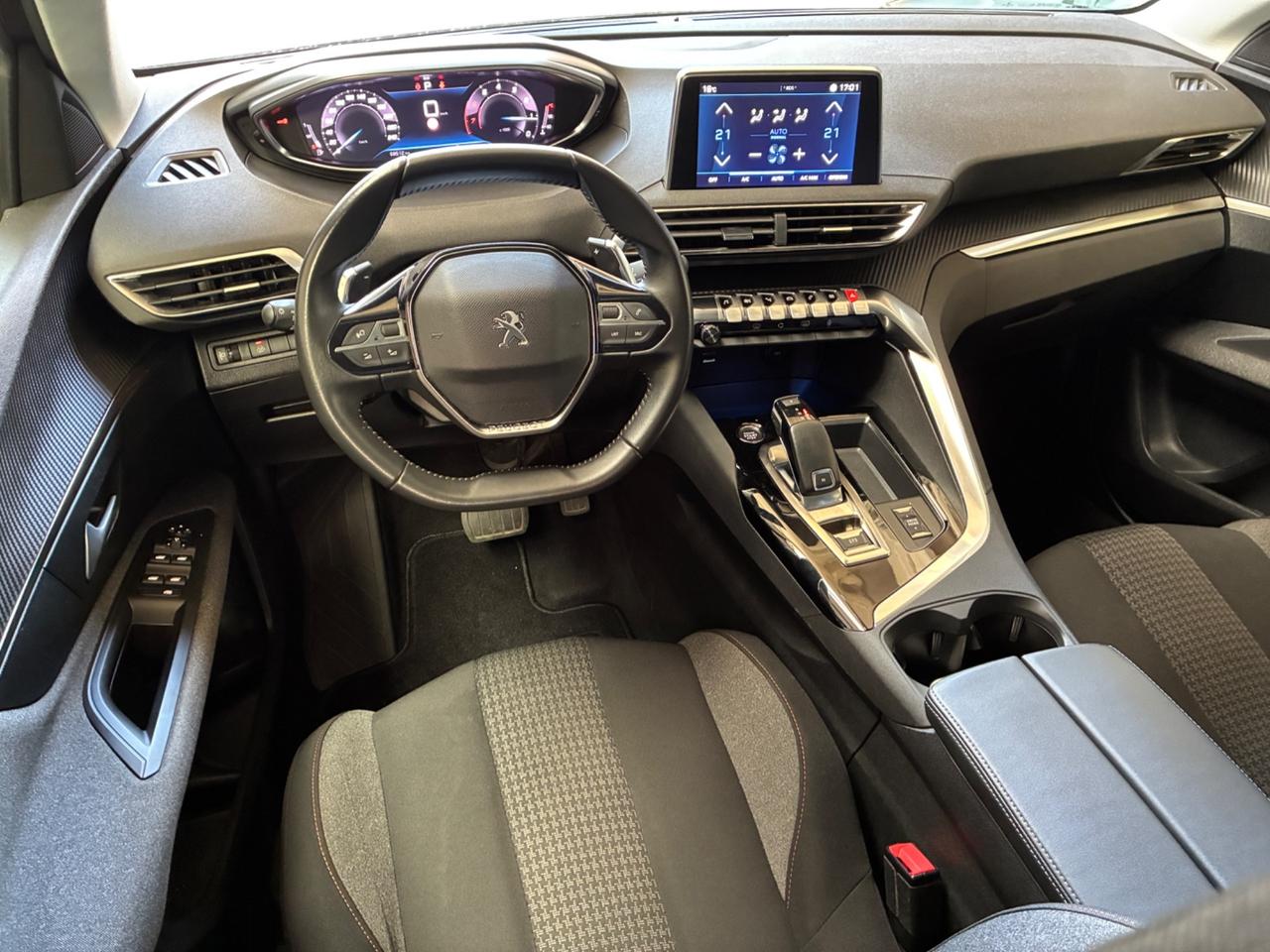 Peugeot 3008 PureTech Turbo 130 S&S EAT8 Active Pack