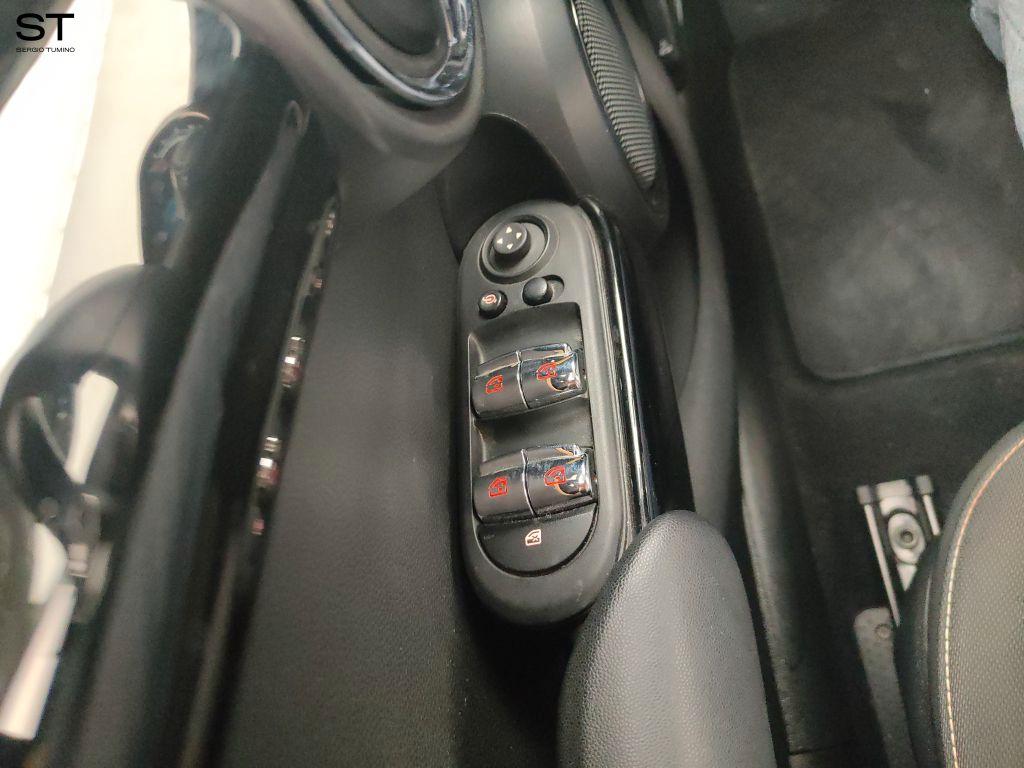 MINI Mini 5 porte (F55) - Mini 1.5 Cooper Camden 5 porte
