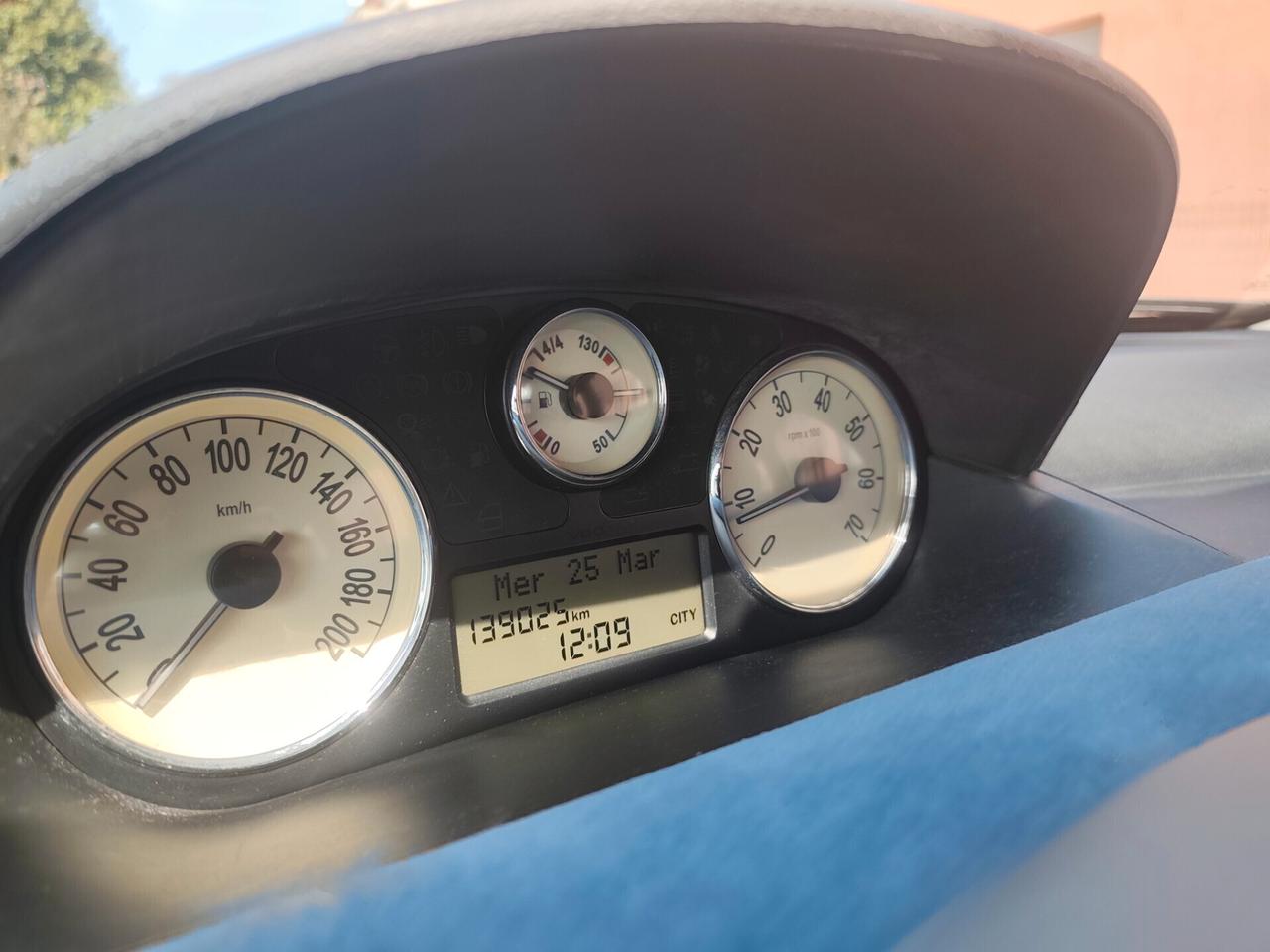 Lancia Ypsilon 1.2 Benz neopatentati