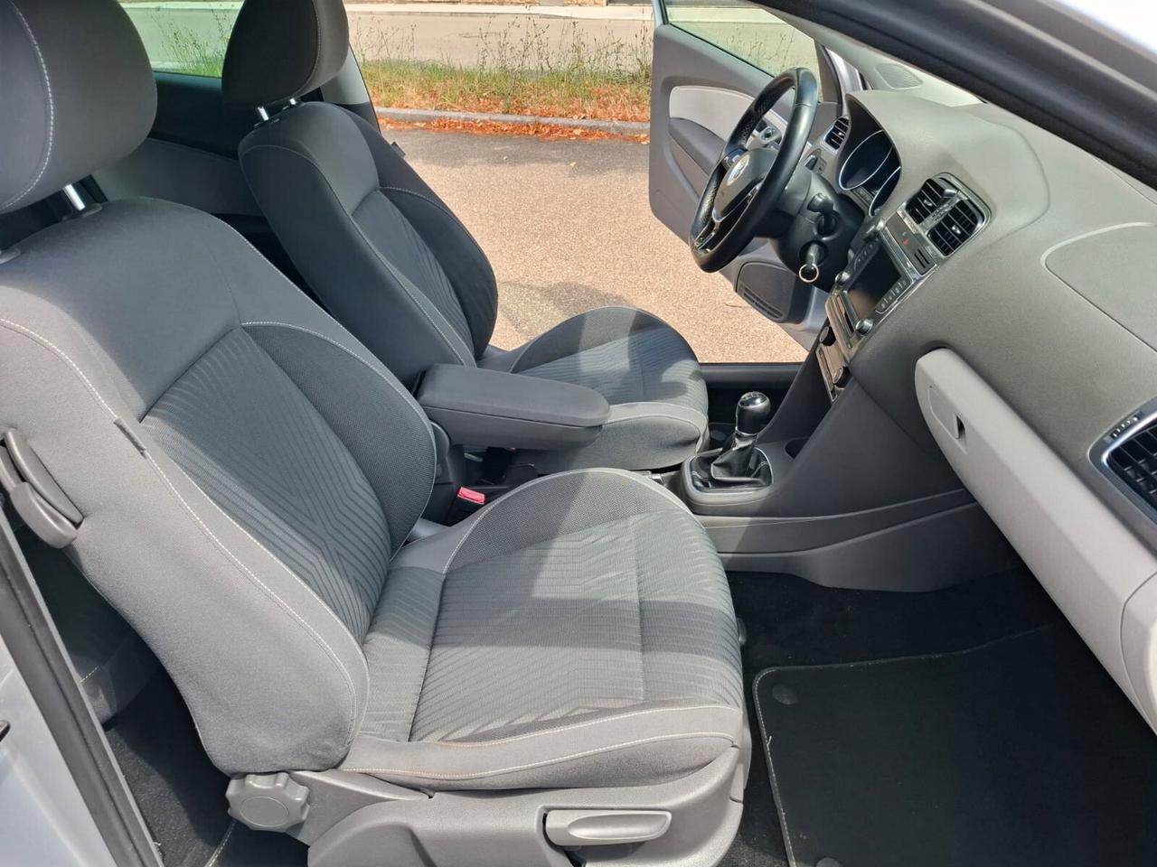 Volkswagen Polo 1.0 3 porte 2015 SOLO 129.000 KM