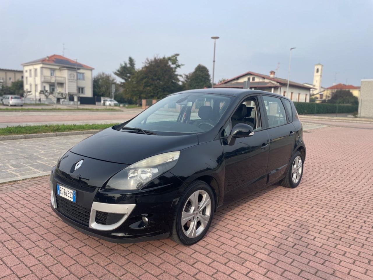 Renault Scenic Scénic X-Mod 1.5 dCi 110CV Attractive