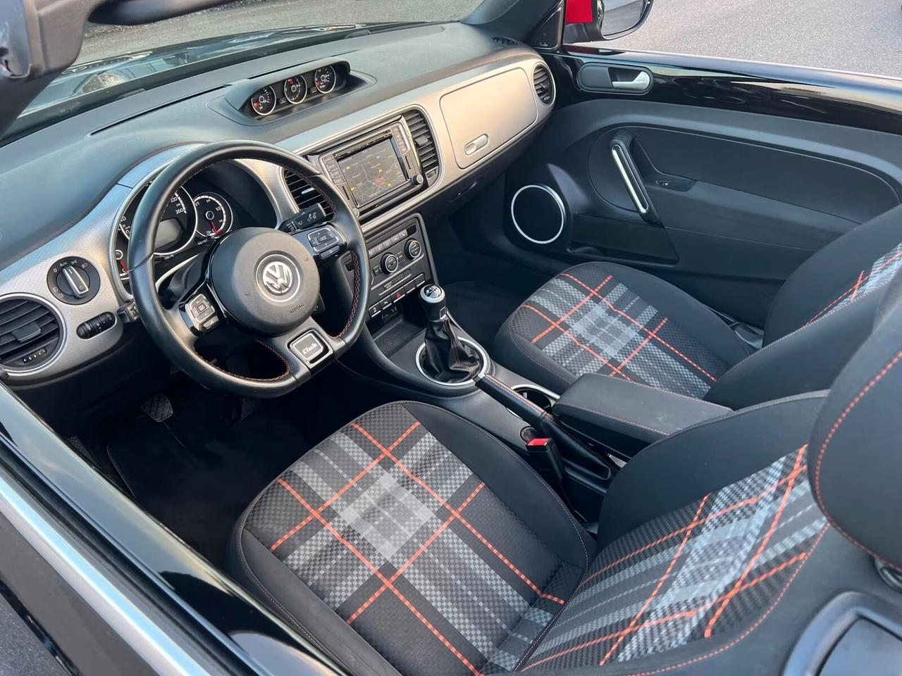 Volkswagen Maggiolino 2.0 TDI Club BlueMotion Technology