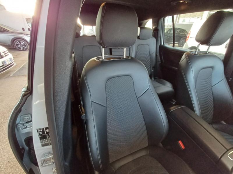 MERCEDES-BENZ GLB 200 D AUTOMATIC BUSINESS EXTRA SUV