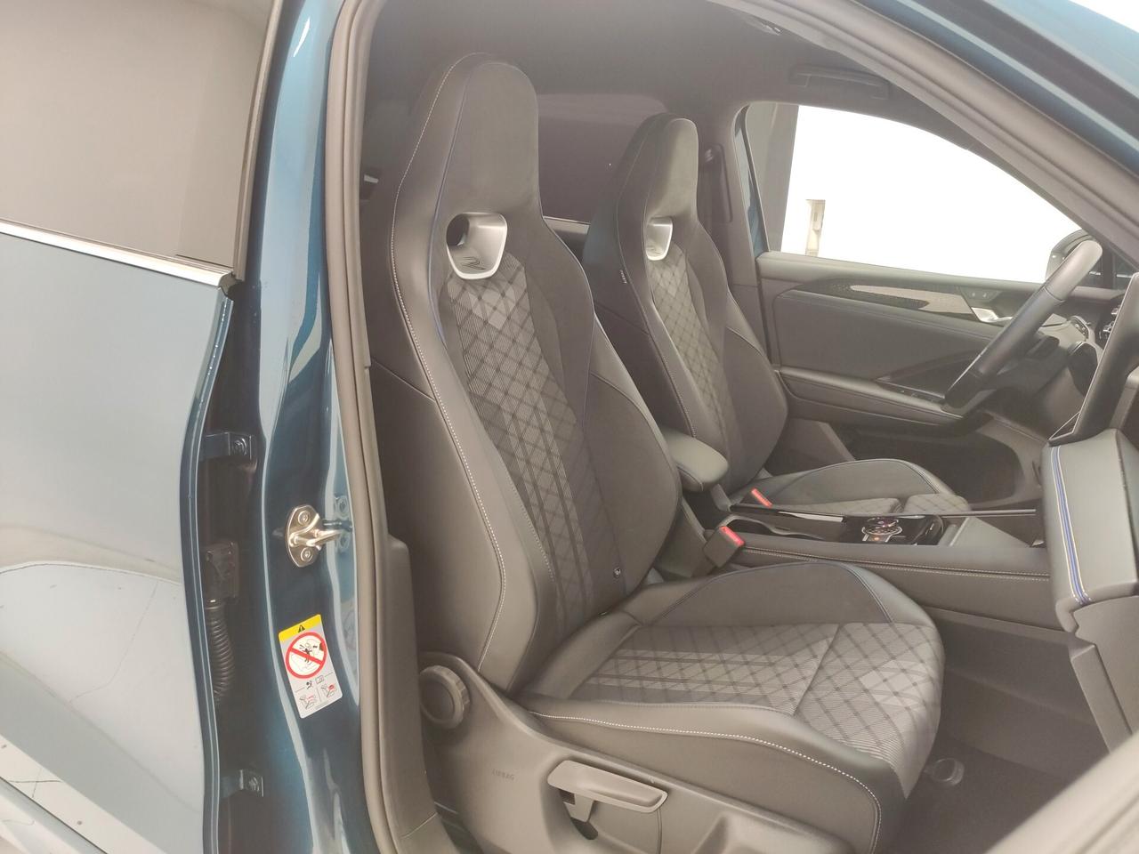 Volkswagen Tiguan 2.0 TDI 150 CV DSG R-Line