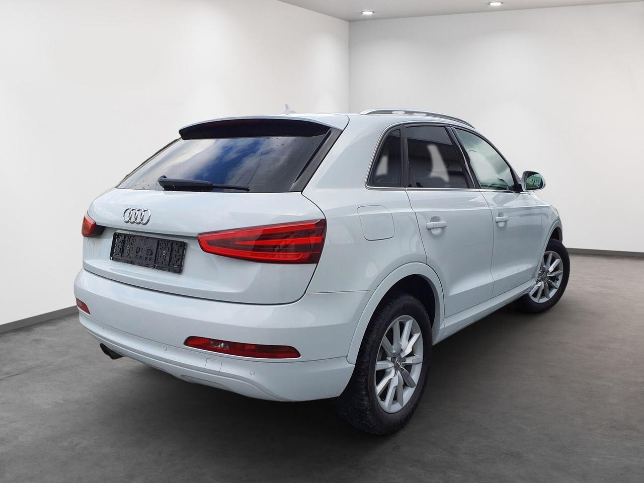 Audi Q3 SportLine Navi Xeno 2.0 TDI 150 cv.