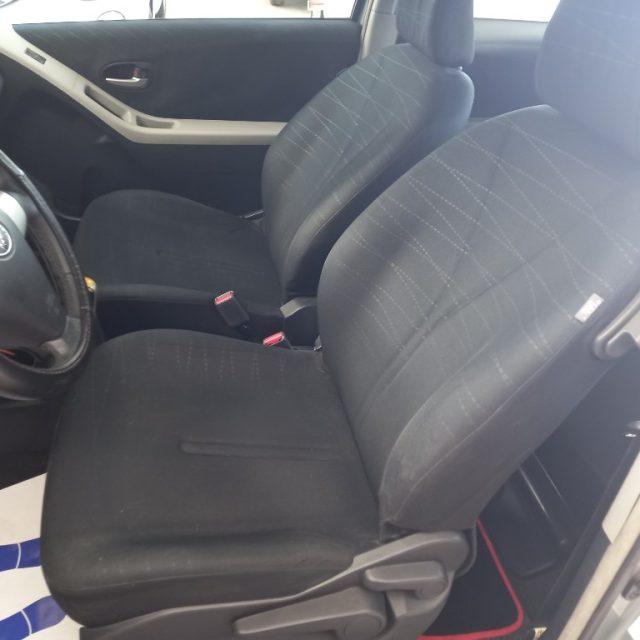 TOYOTA Yaris 1.3 3 porte
