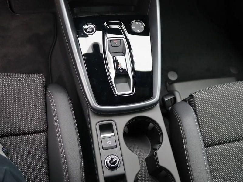 Audi A3 A3 SPB 30 TFSI S tronic S line edition Black Pack 18" Camera