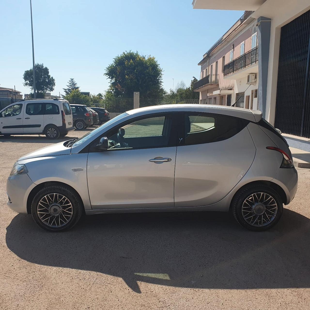 Lancia Ypsilon 1.3 MJT 16V 95 CV 5 porte S&S Platinum