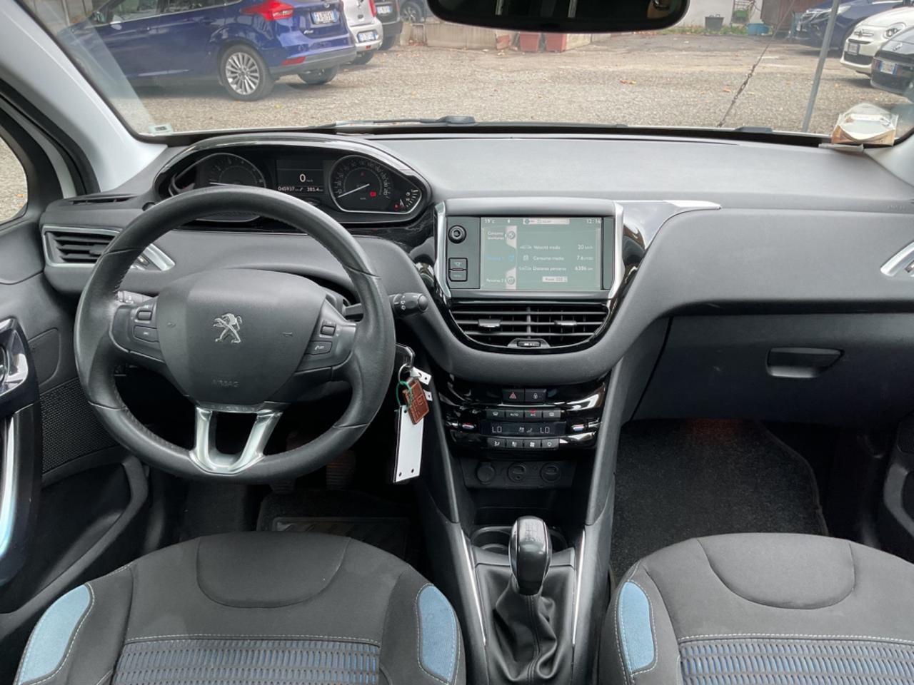 Peugeot 208 1.2 5 porte Allure OK NEOPATENTATI