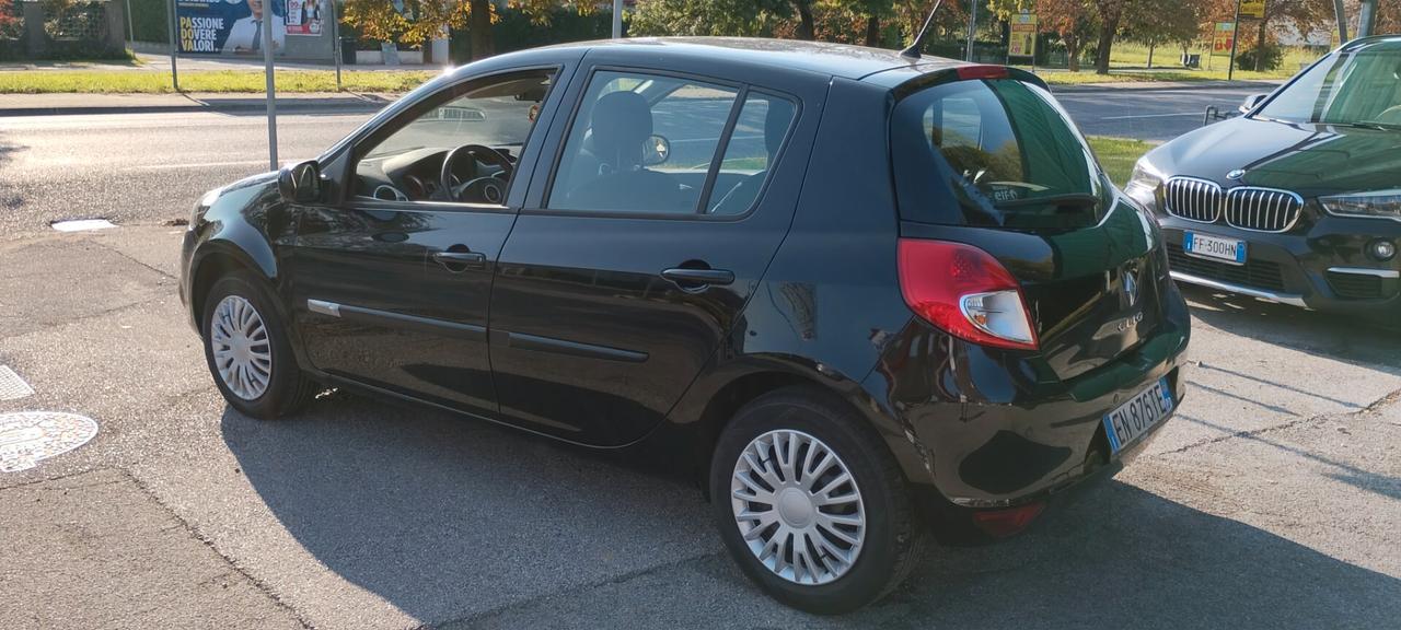 Renault Clio 1.2 16V 5 porte GPL