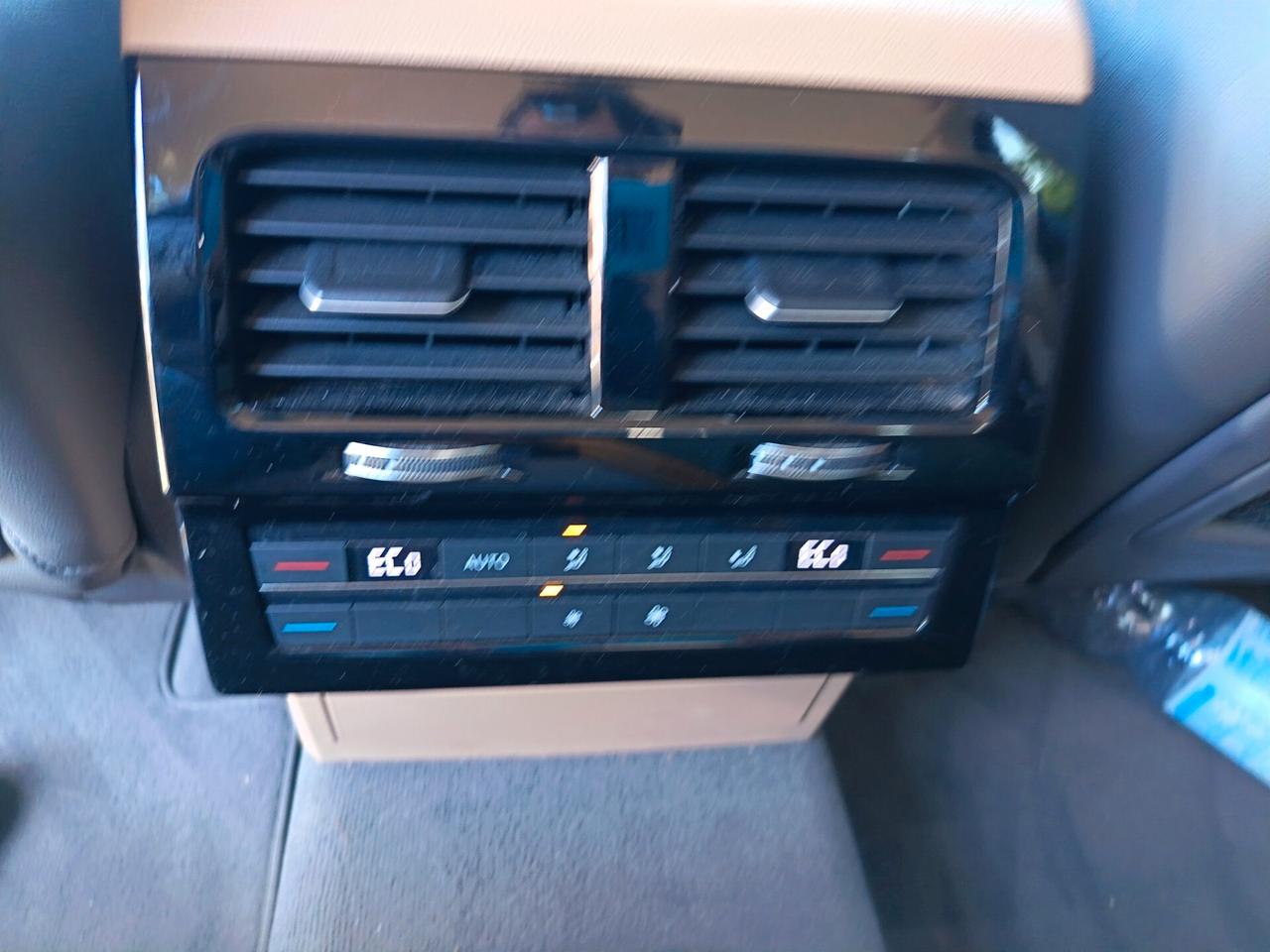 Volkswagen Touareg 3.0 V6 TDI SCR Advanced