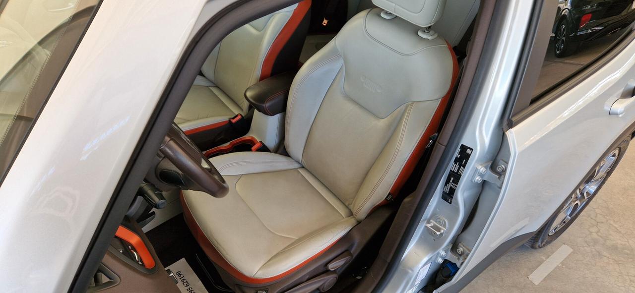 Jeep Renegade 1.6 Mjt 120cv LIMITED Beats Edition