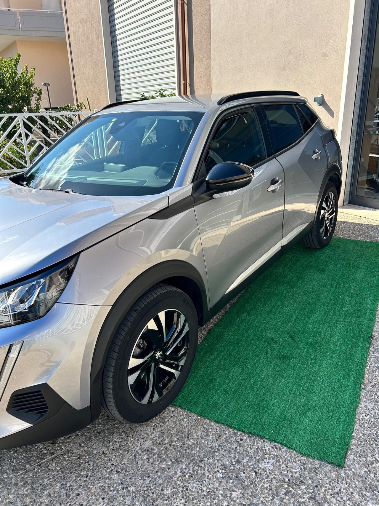 Peugeot 2008 BlueHDi 130 S&S EAT8 Allure