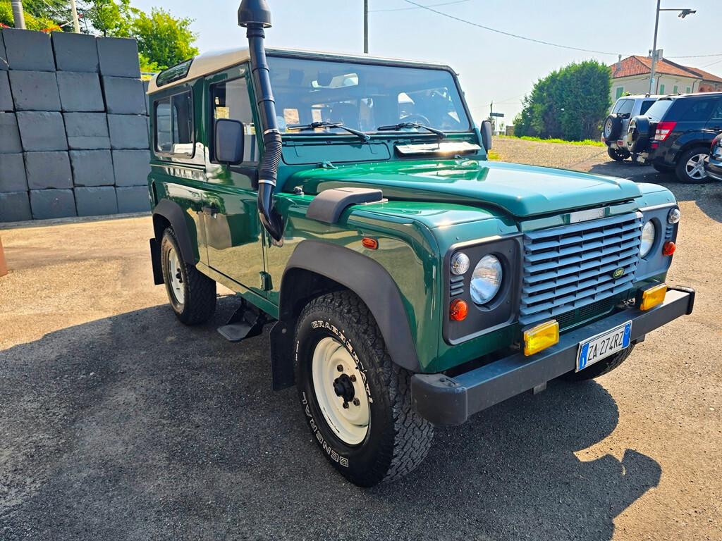Land Rover Defender 90 2.5 Td5 Station Wagon E