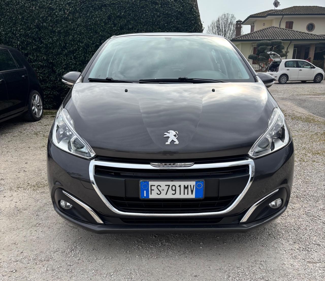 Peugeot 208 BlueHDi 75 5 porte Allure