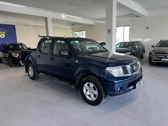 NISSAN Navara 2.5 dCi 4 porte Double Cab LE