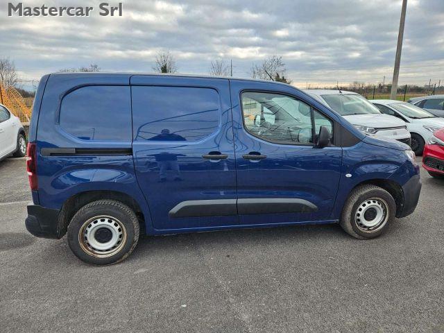 CITROEN Berlingo 3 POSTI BlueHDi 100 S&S M Club TG : GB224KR