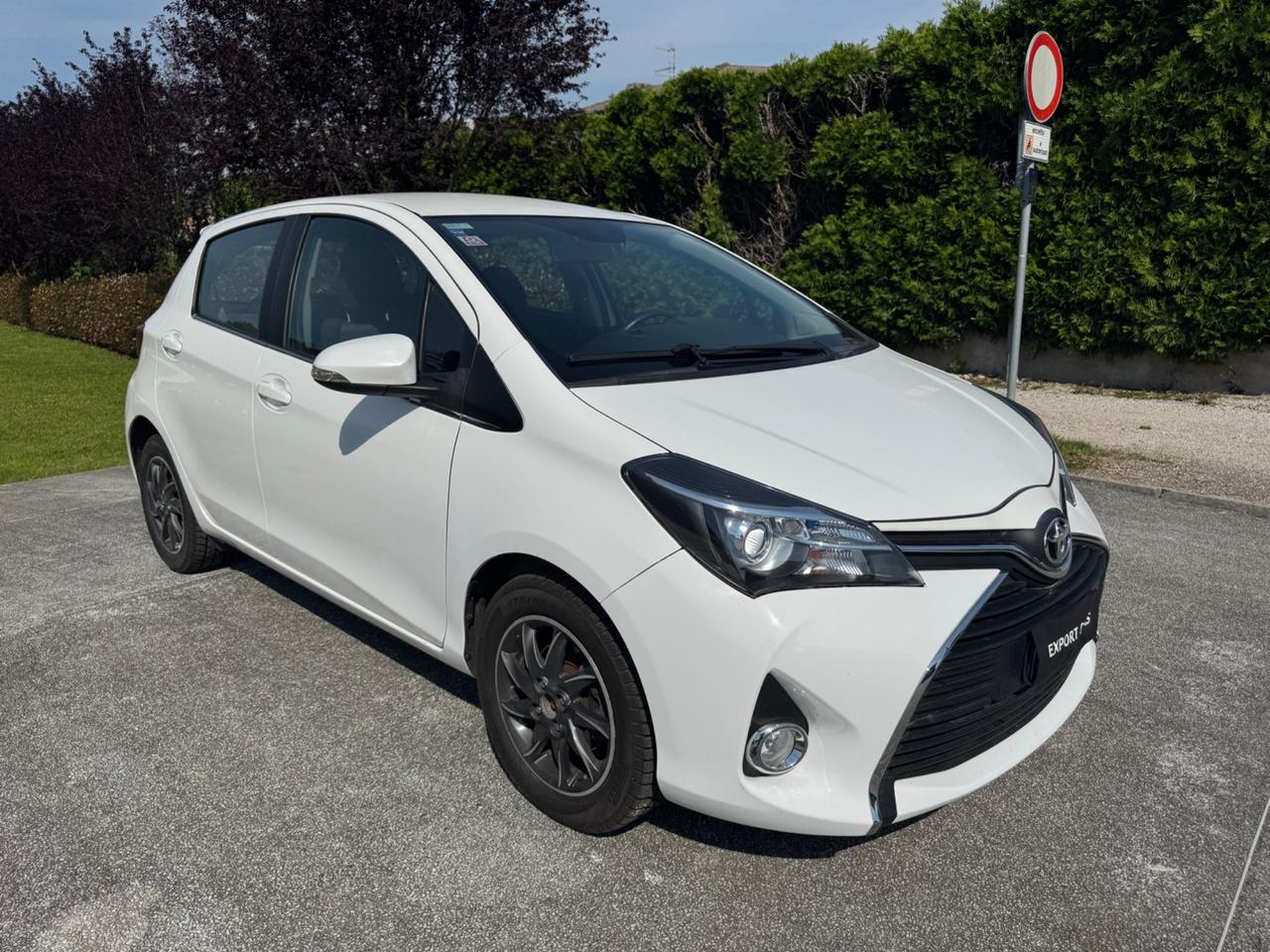 Toyota Yaris 1.0 5 porte Lounge