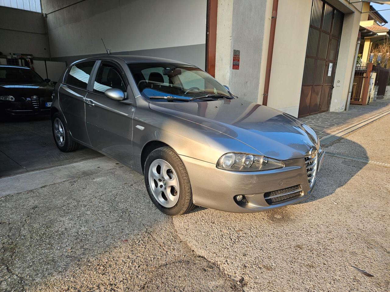 Alfa Romeo 147 1.6 16V TS (105) 5 porte Progression