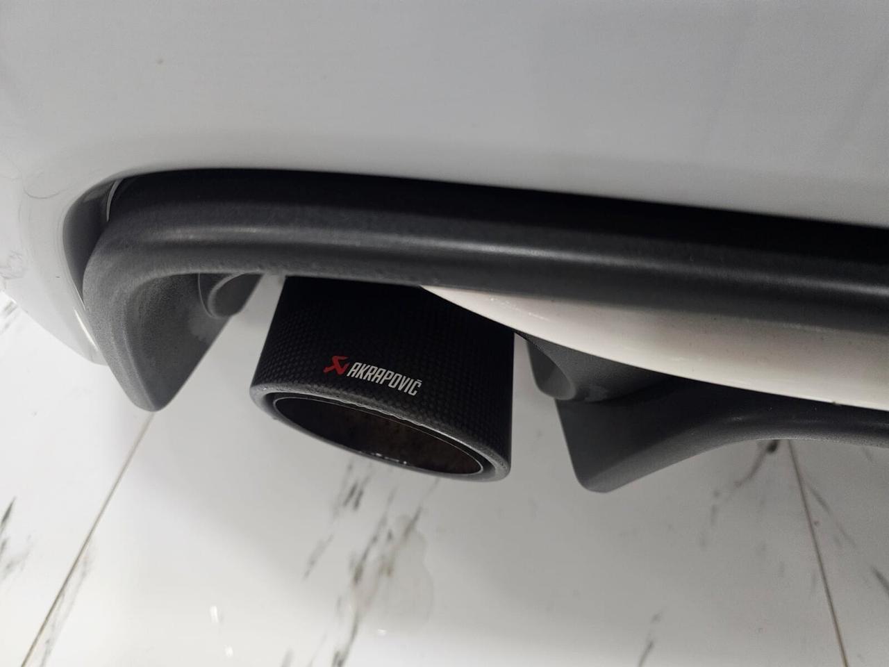 Abarth 595 1.4 Turbo T-Jet 180 CV Esseesse