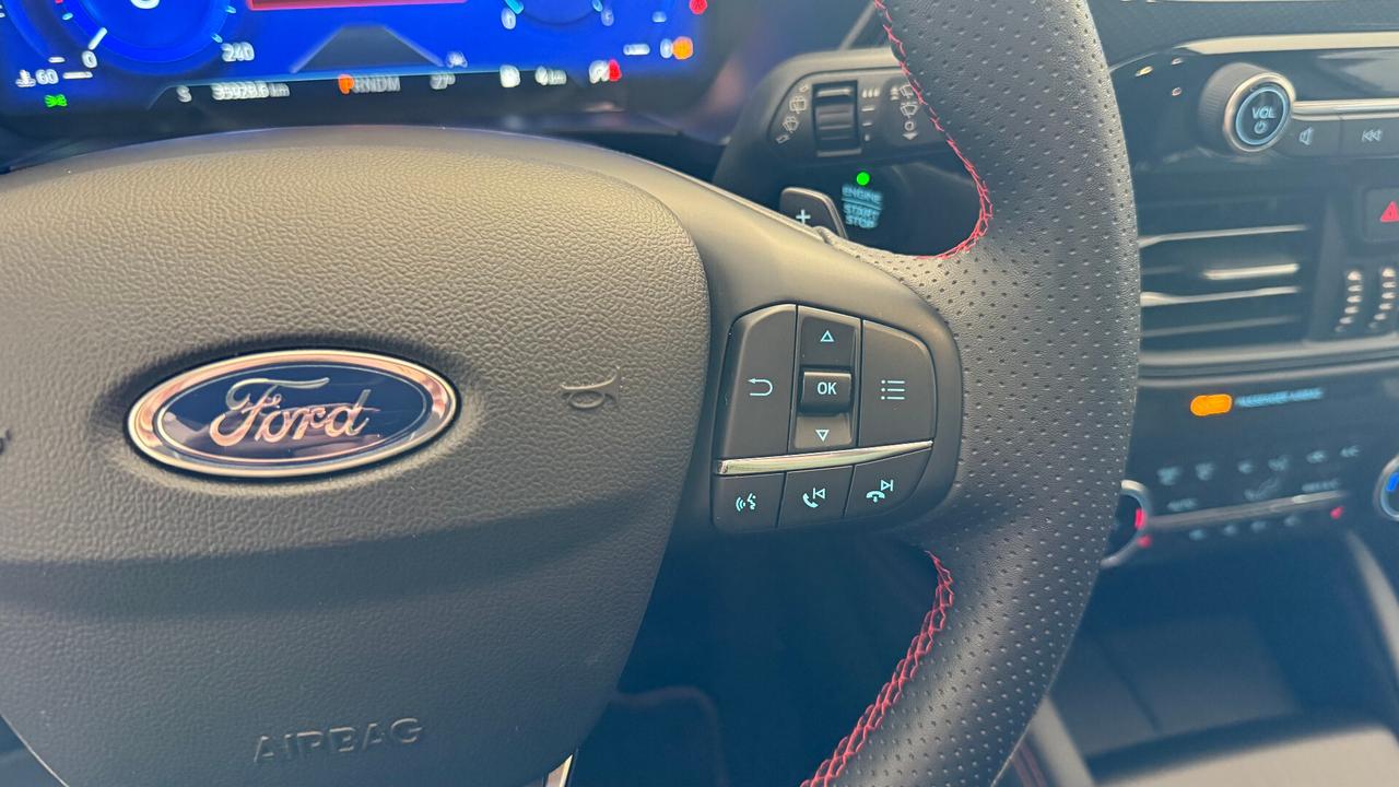 Ford Kuga 2.0 TDCI 120 CV ST - LINE