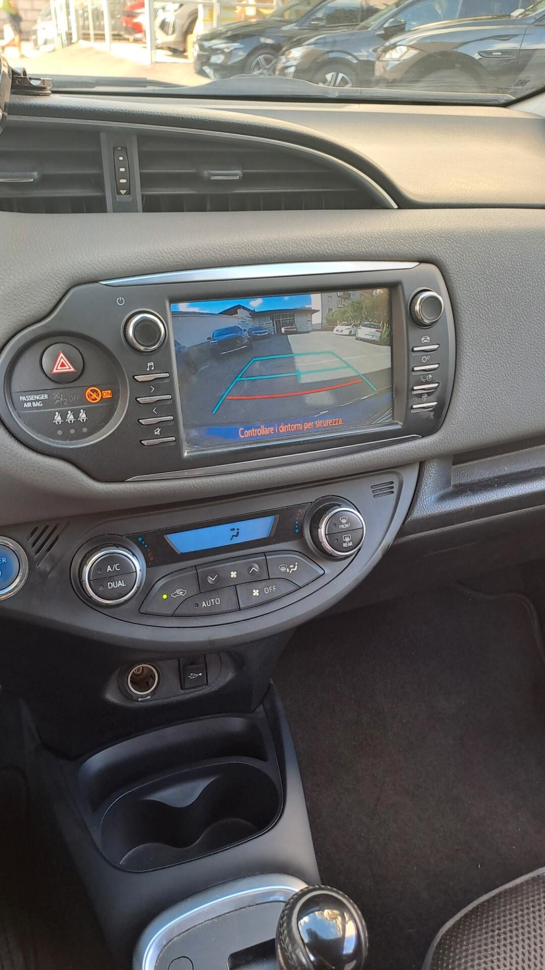 Toyota Yaris 1.5 Hybrid 73CV PERFETTA ANCHE PER NEOPATENTATI Automatica