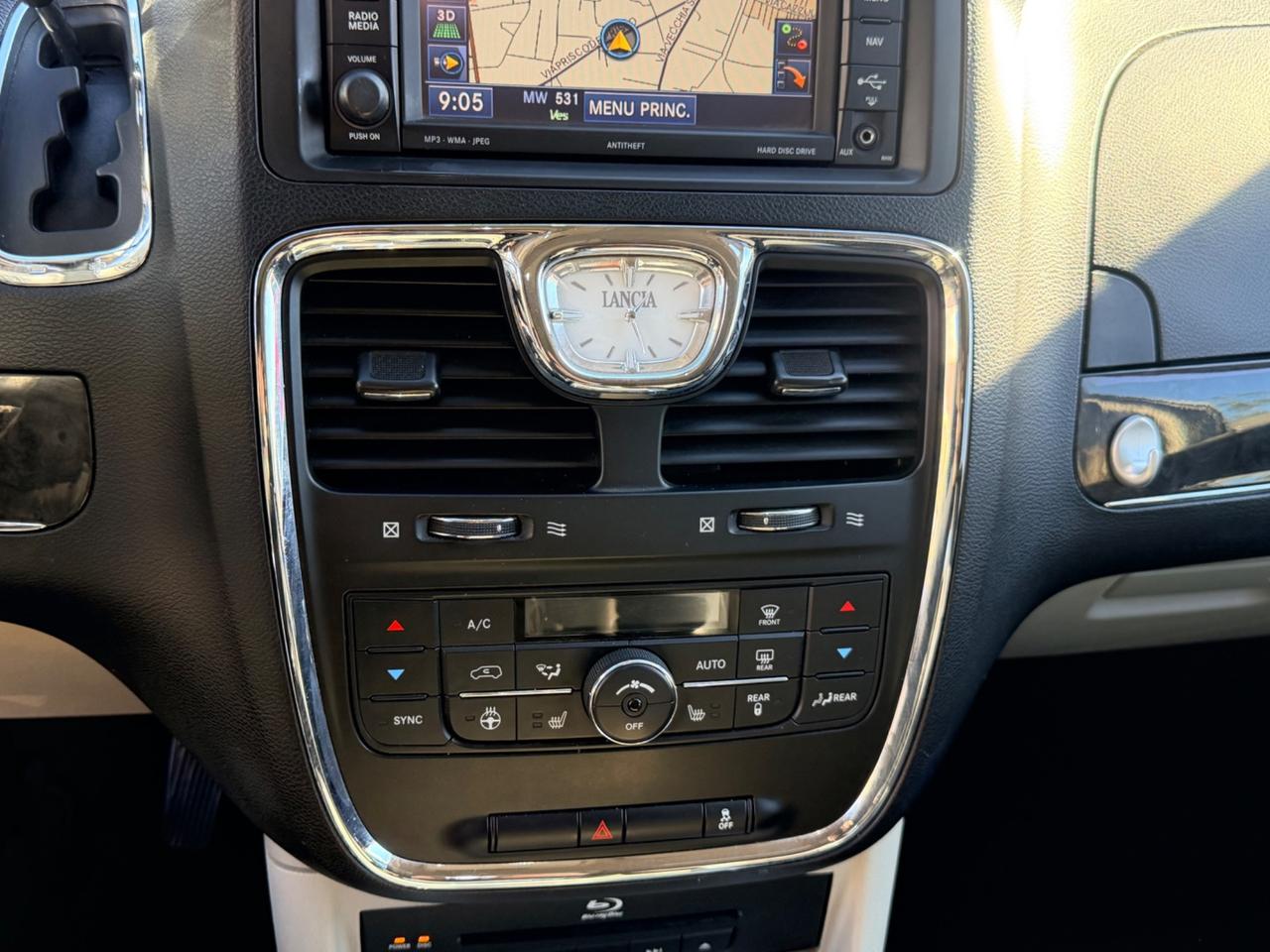Lancia Voyager 2.8 Turbodiesel Platinum 177 CV